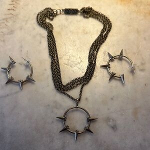 Kim Kardashian for VSA Edgy Silver Spike Necklace Set